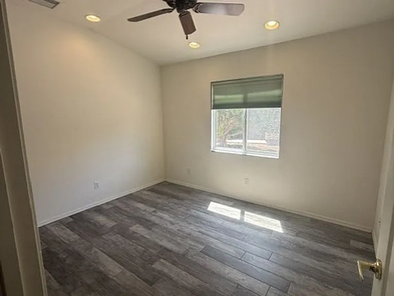 5123 E Hermosa Dr — Photo 12