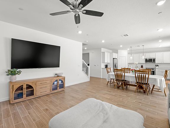 5th image of 4086 Sagebrush Rd