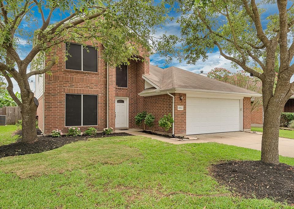 2nd image of 21526 Pebble Pine Ct