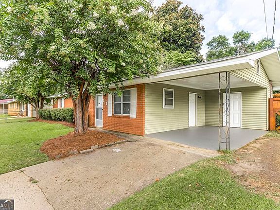 2nd image of 213 Debra Dr