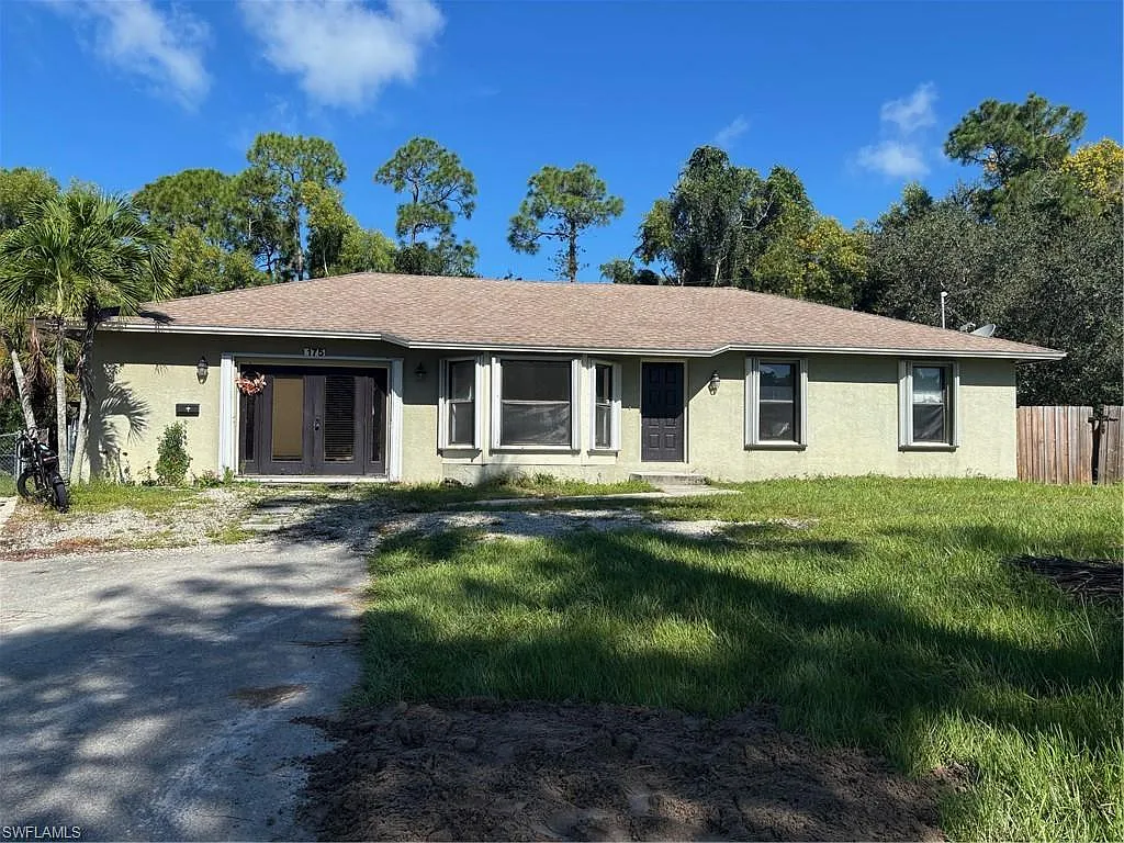 3 bed, 2.0 bath, 1758 sqft, $3,000 — Photo 3