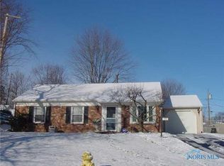 180 Concord St, Waterville, OH 43566