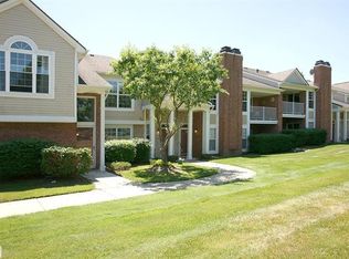 6505 Shetland Ct, Shelby Township, MI 48316
