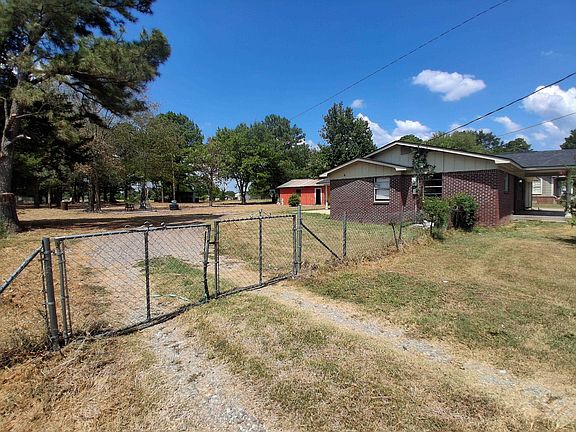4th image of 4071 Rosborough Springs Rd