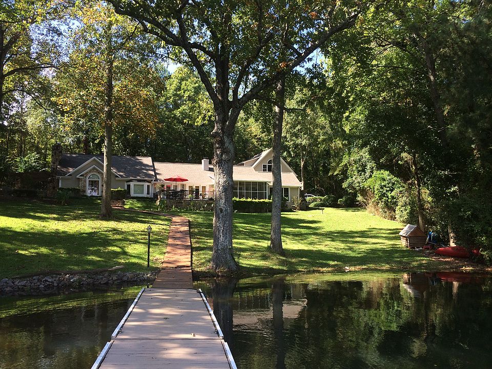 Private lake lot