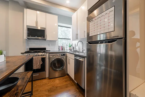 Rented by ATM Realty Service Inc | media 7