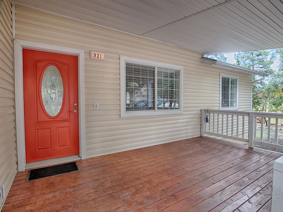 1st image of 921 N 35th Ave