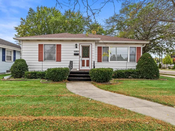 3202 22nd AVENUE, Kenosha, WI 53140