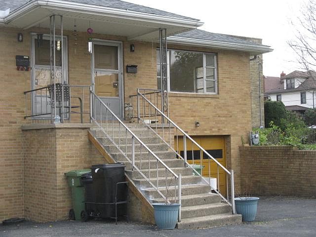 1st image of 133 Caddell St