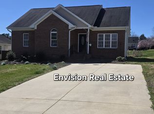 725 Aspenwood Dr, Graham, NC 27253