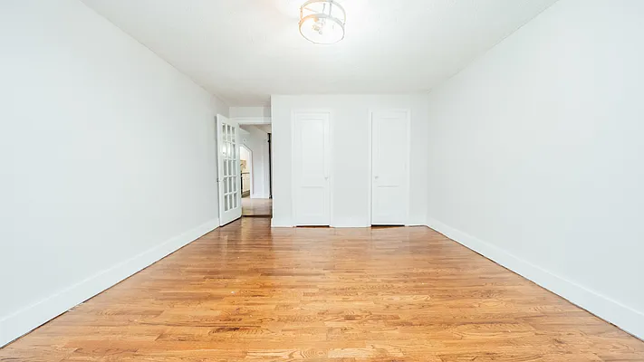 Rented by Nooklyn NYC LLC | media 52