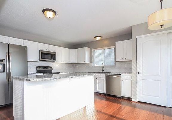 5th image of 2309 Padgett Ct