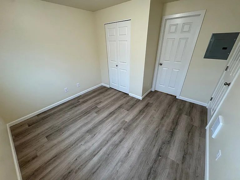 2215 Elm St SW — Photo 19