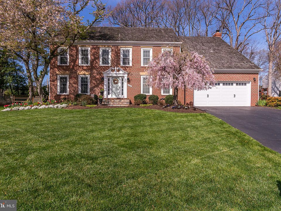 1st image of 12927 Oak Lawn Pl