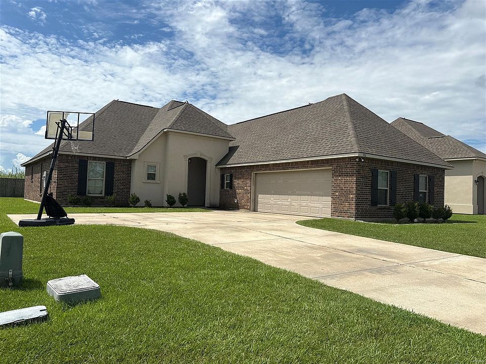 1st image of 103 Paige Pl