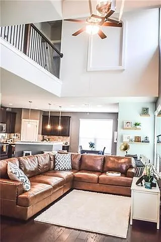 3908 Kennedy Grace Ln — Photo 4