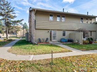 220 Windsor Ln, New Brighton, MN 55112