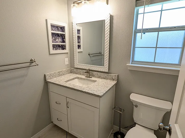 1020 Freeport Ct — Photo 17