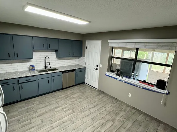 1108 S 25th Pl, Rogers, AR 72758