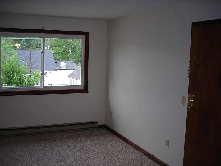 166 Mayfield Ave — Photo 7