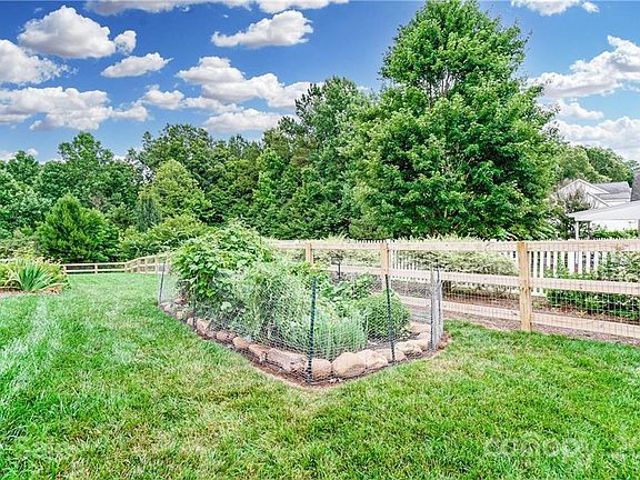 2nd image of 2308 Trace Creek Dr