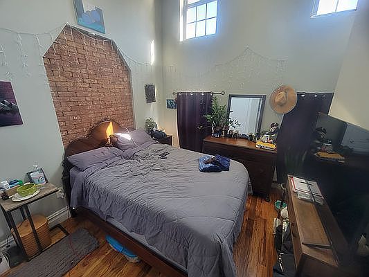 2nd image of 1205 Jefferson Ave #2L