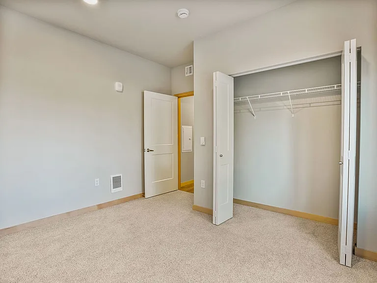 Shadow Creek Apartments — Photo 50