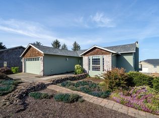 900 Bearberry Ln, Oceanside, OR 97134