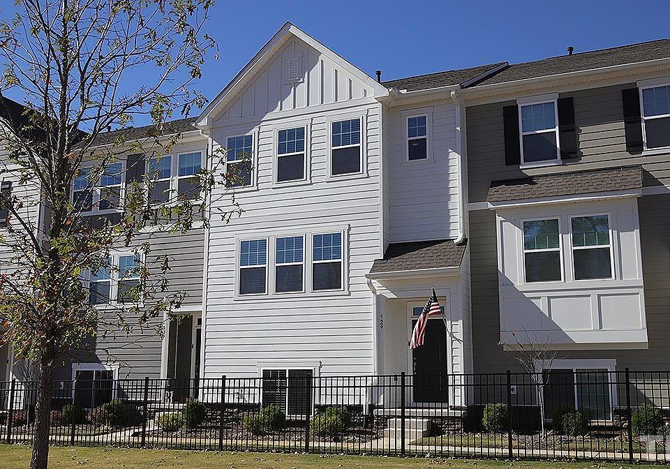 1st image of 529 Traditions Grande Blvd