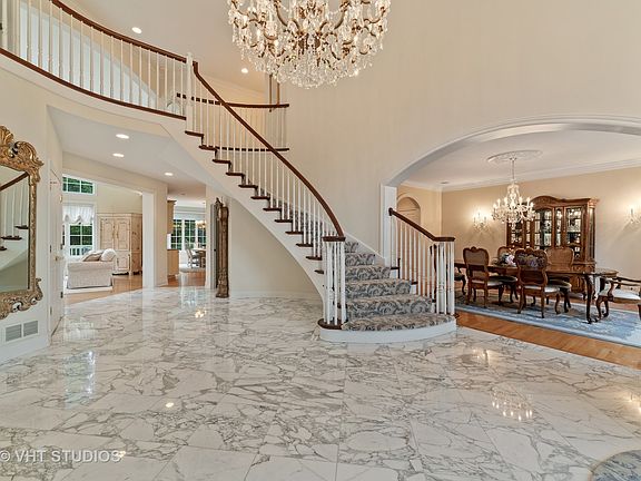 3rd image of 1801 Darien Club Dr