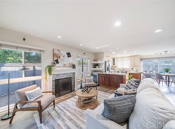 4th image of 608 Rainier Way #211