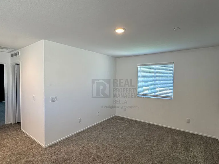 2807 Moonshimmer St — Photo 20