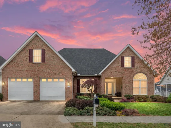 721 Chelsea Dr, Winchester, VA 22601