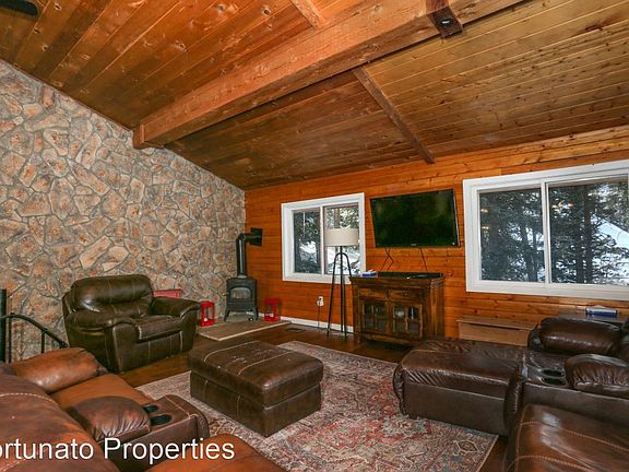 2nd image of 551 High Point Dr