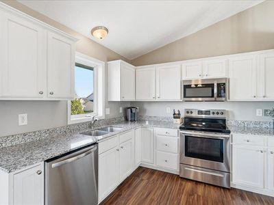 820 River Ter, Prescott, WI, 54021