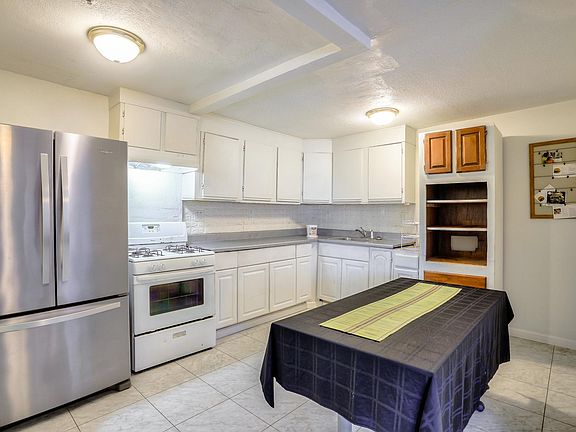 2nd image of 227C 62nd Ave #D