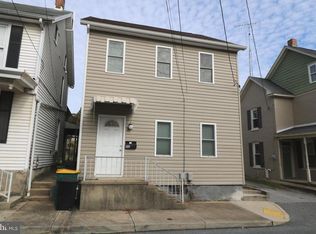 115 E North St, Waynesboro, PA 17268