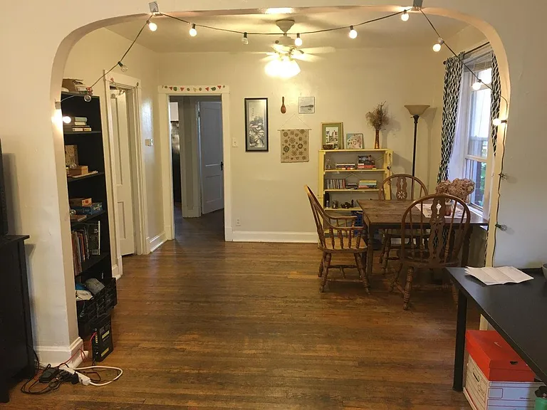 2143 Maury Ave — Photo 6