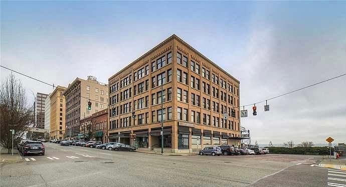 1st image of 1120 Cliff Ave