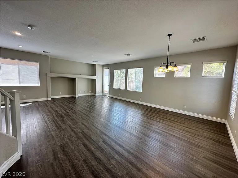 3589 Pinnate Dr — Photo 3