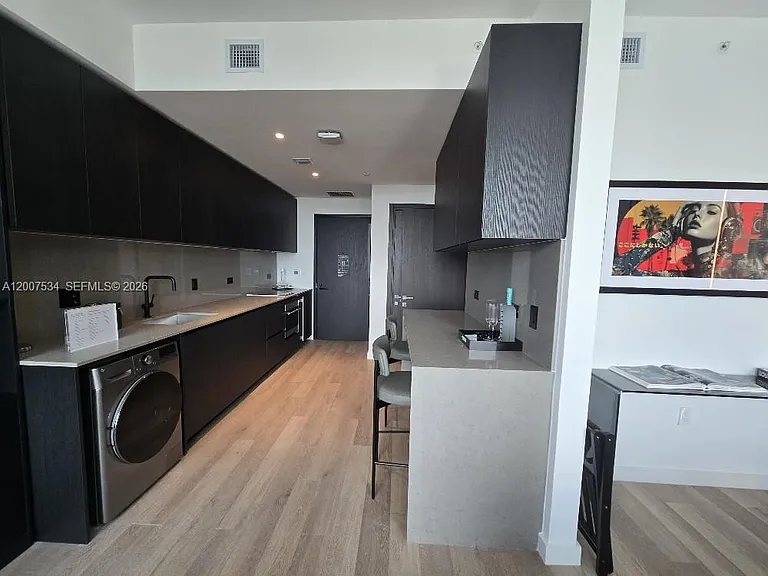 20 NE 11th St #2307 — Photo 14