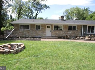 2620 Arrowhead Dr, Feasterville Trevose, PA