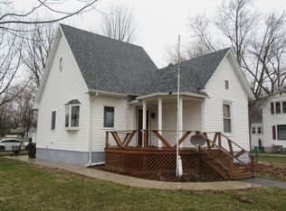 303 N Front St, Danforth, IL 60930