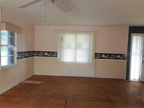 4th image of 1695 Faust Dr