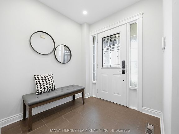 5th image of 54 Fitzpatrick Ct