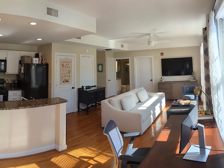 2902 Porter St NW #45 — Photo 9