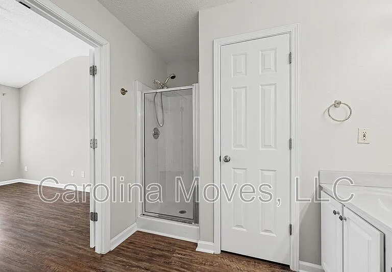 106 Waterford Park Dr — Photo 22