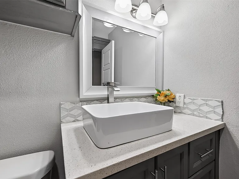 11280 Braes Forest Dr #406 — Photo 40