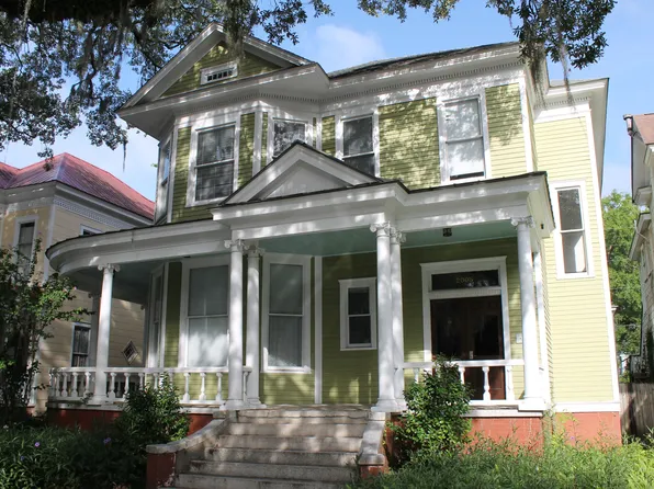 2005 Bull St APT 5, Savannah, GA 31401