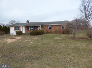 18704 Northridge Dr, Hagerstown, MD 21742